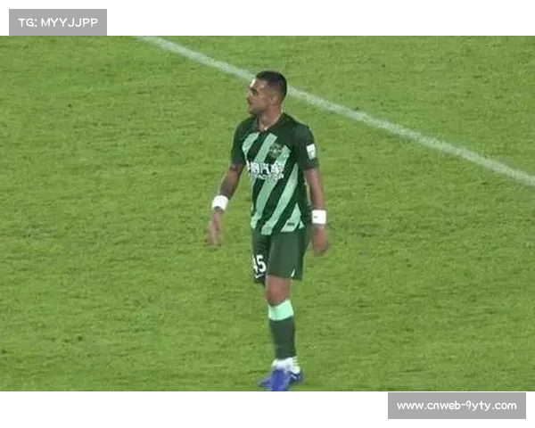 射手榜第三莱昂纳多伤病困扰,赛季进球停滞