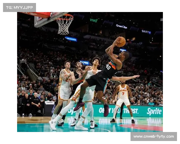 雷霆主场不敌马刺，亚历山大空砍高分难掩队友低迷