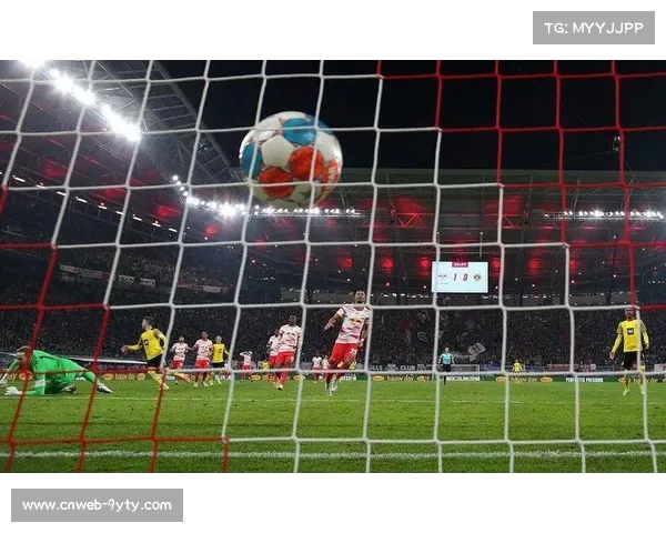 莱比锡2-0法兰克福，红牛主场强势巩固欧冠资格